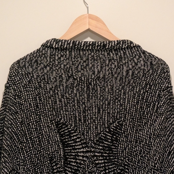 Vintage Putorti L/XL Chunky Black and White Knit Duster with Back Detail - Picture 4 of 8